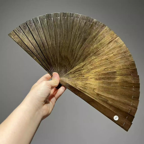 Golden nanmu fan